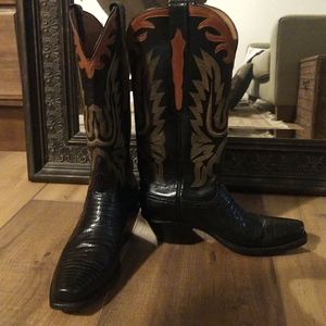 Women's Lucchese cowboy boots size 6 1/2 B